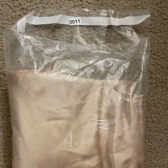 Show Me Your Mumu Verona Cowl Dress In Champagne Lux Satin Size M NWOT - Picture 7 of 7